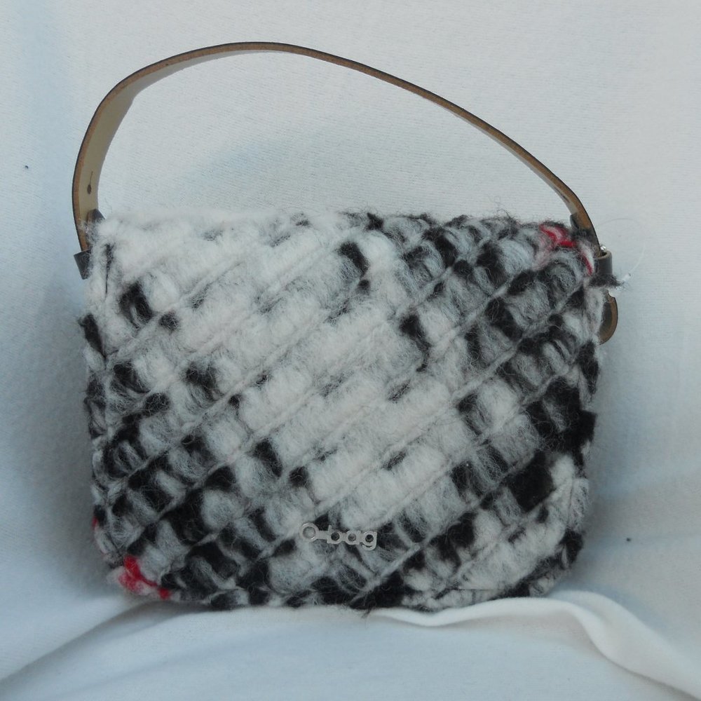 'O Bag' Italy Hand Bag Wool Leather Plastic nwot